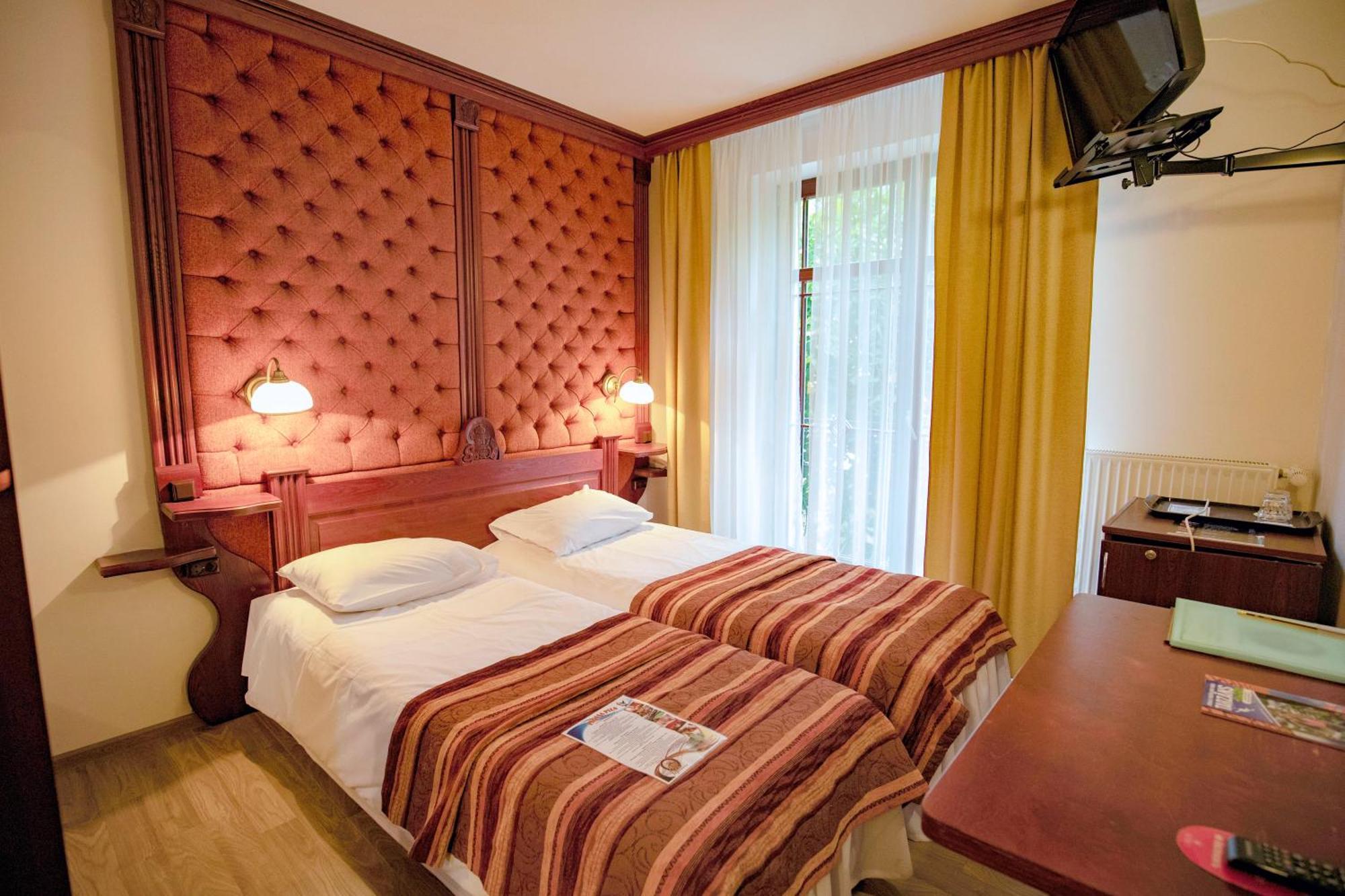 Pegasa Pils Spa Hotel Jūrkalne Exterior foto